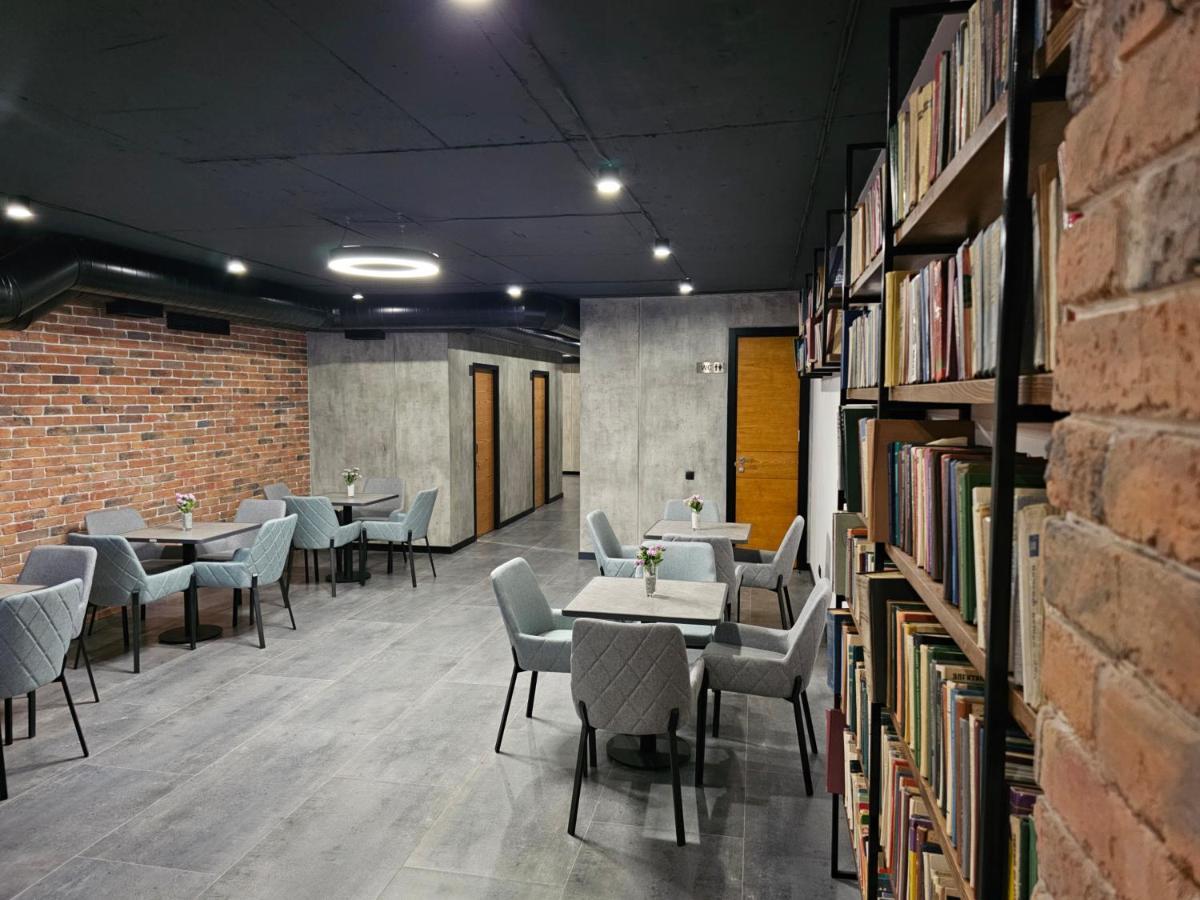 Orion Hostel Yerevan Exterior photo